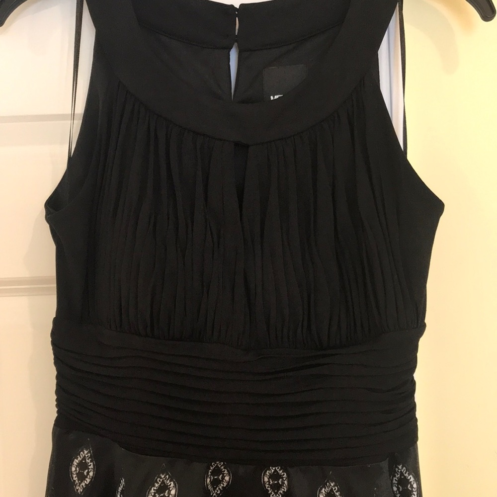 Dress - Picture 3 of 6
